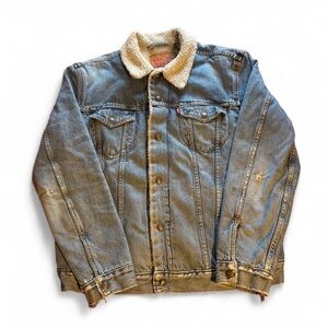 Vintage Levi's Classic Trucker Sherpa lined Denim Jacket